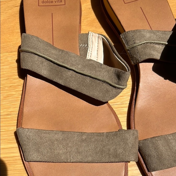 NWT | Dolce Vita Tan Sandals Two-Strap Design - Picture 3 of 6